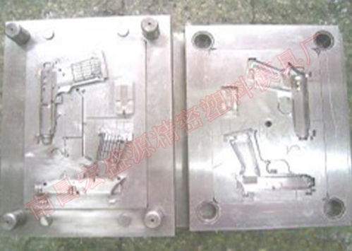 南昌宏盛源精密模具厂 引领汽车注塑模具与塑料模具技术发展